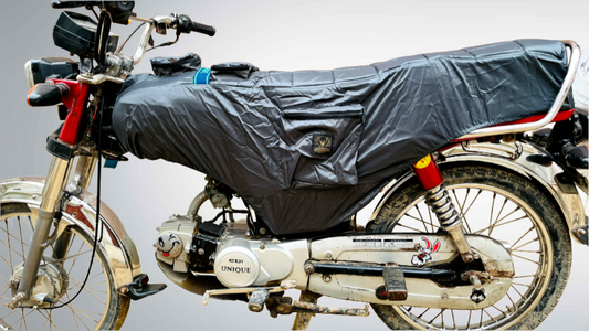 CD 70 Parachute Black Cover